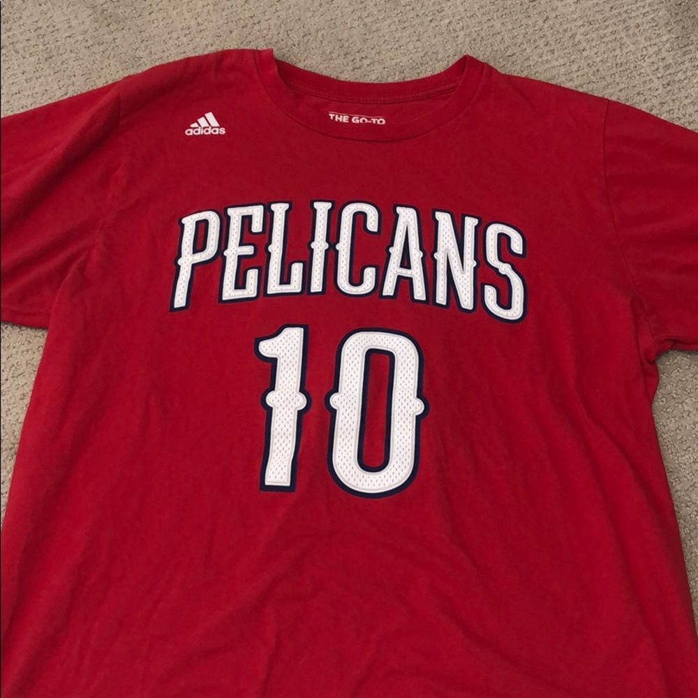 red new orleans pelicans t shirt